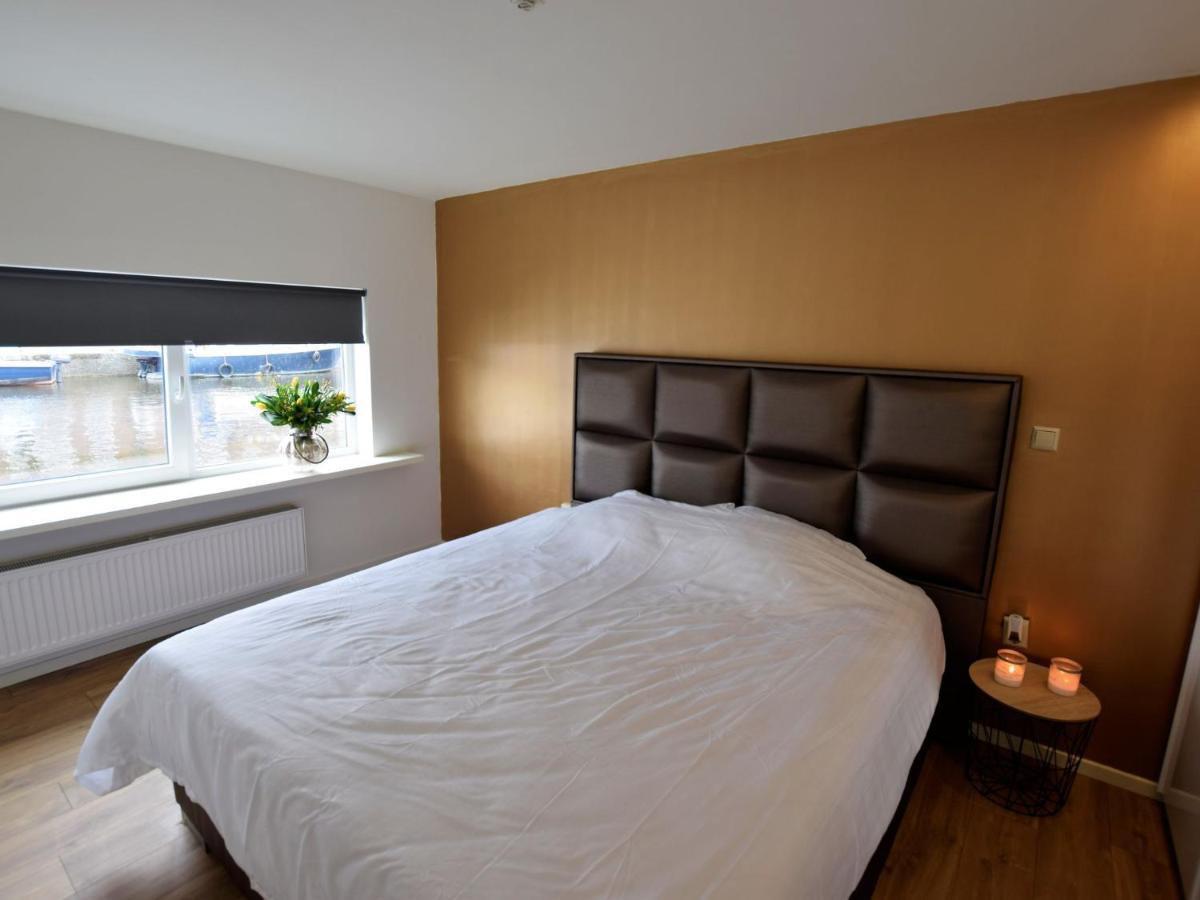 Hotel Beautiful Houseboat With Terrace Jacuzzi Den Haag Exterior foto